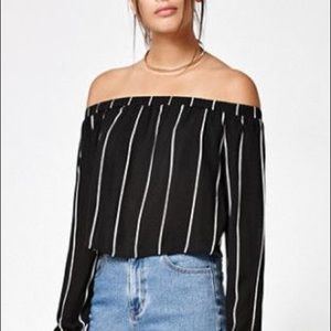 Brand new Kendall & Kylie off the shoulder top